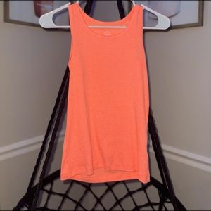Tank top that is stretchy